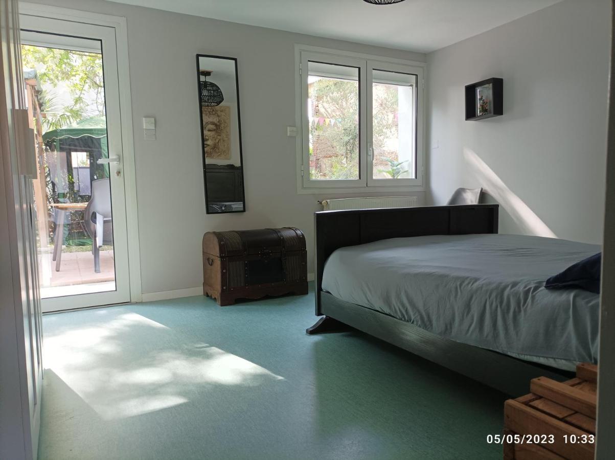 La Cahute, Appartement T2 Avec Jardin Ou Appartement Familial T6 Montauban Kültér fotó